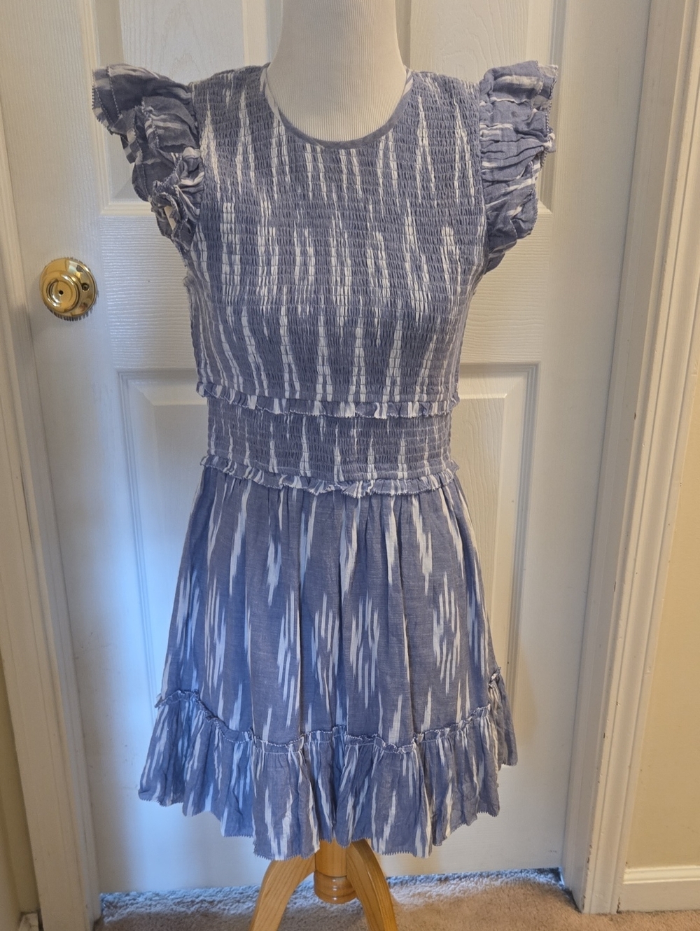 SAYLOR Blue and White Ikat Smocked Ruffle Dress Womens L